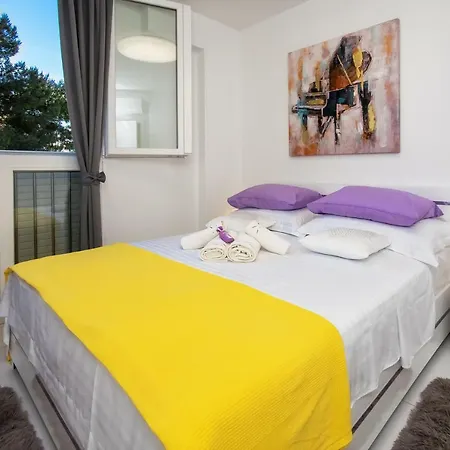 דירה And Luxury 4 Stars *