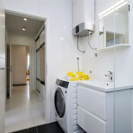 And Luxury 4 Stars דירה ספליט